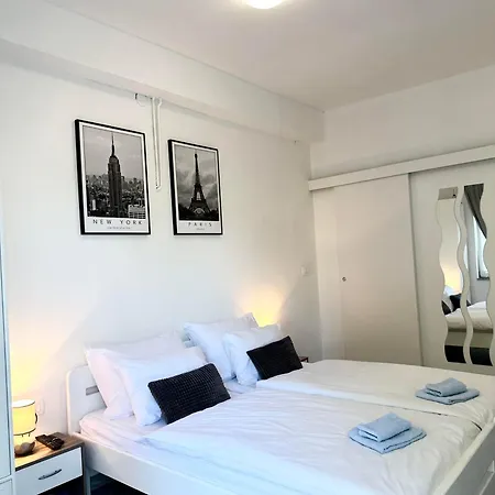 Studio Apartman Brletic Apartment Tounj Exterior photo